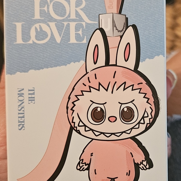 Pin For Love SECRET "!" - Picture 6 of 9